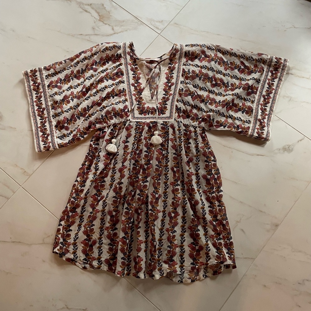 Tory Burch retro cover up